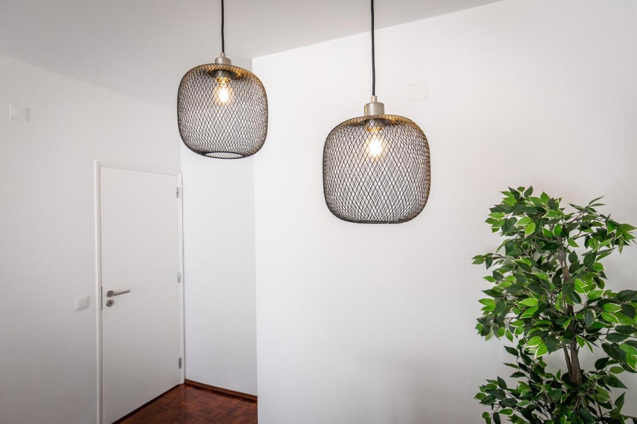 Shell Apartment, Walking To Beach And Center Lagos Extérieur photo